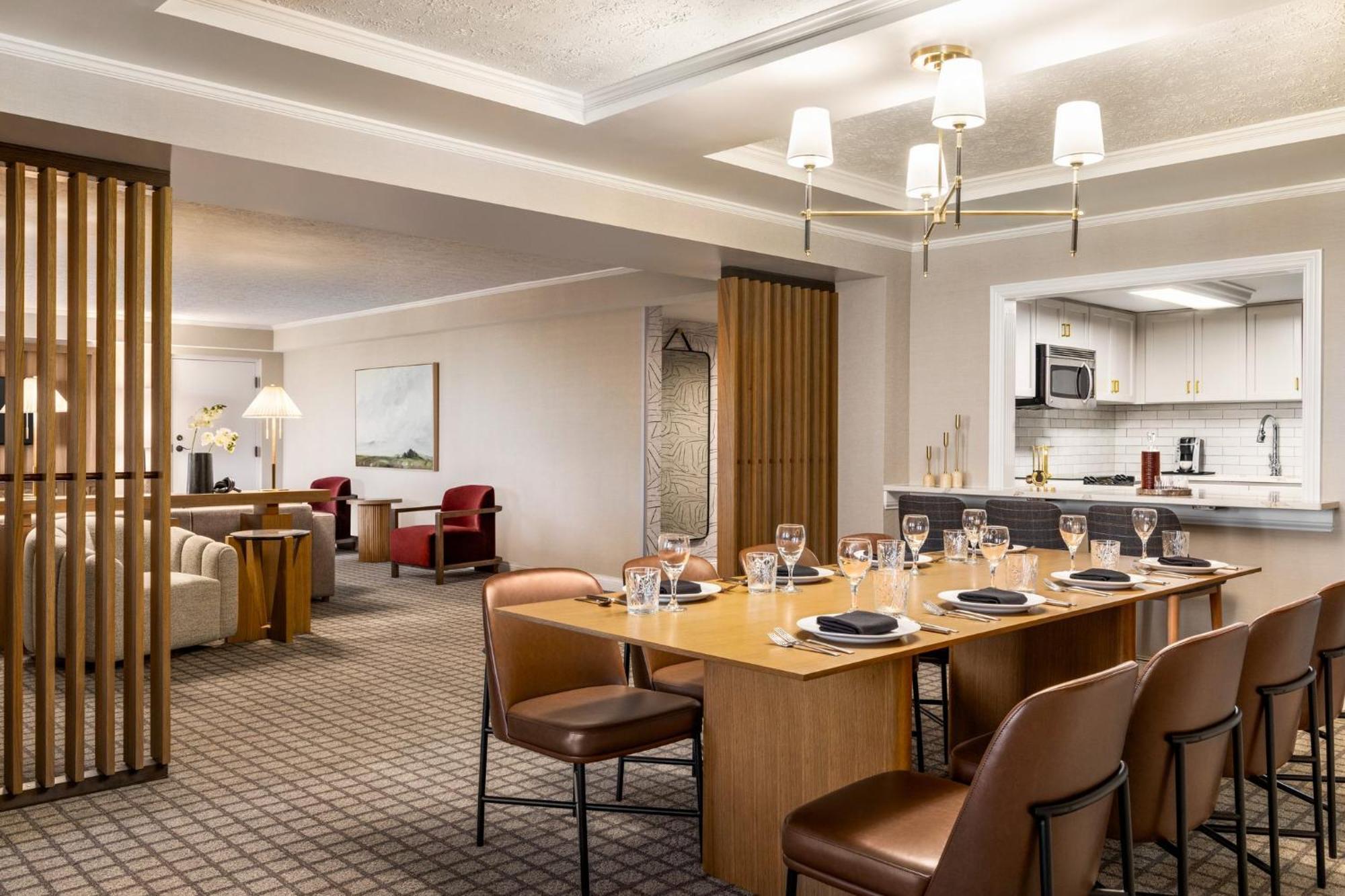Crowne Plaza Louisville Airport Expo Ctr By Ihg Eksteriør bilde