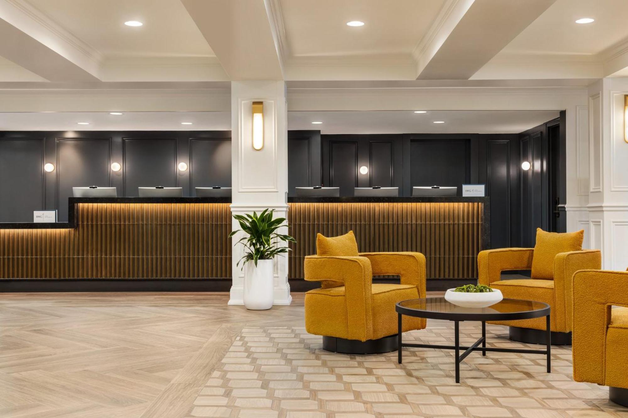 Crowne Plaza Louisville Airport Expo Ctr By Ihg Eksteriør bilde