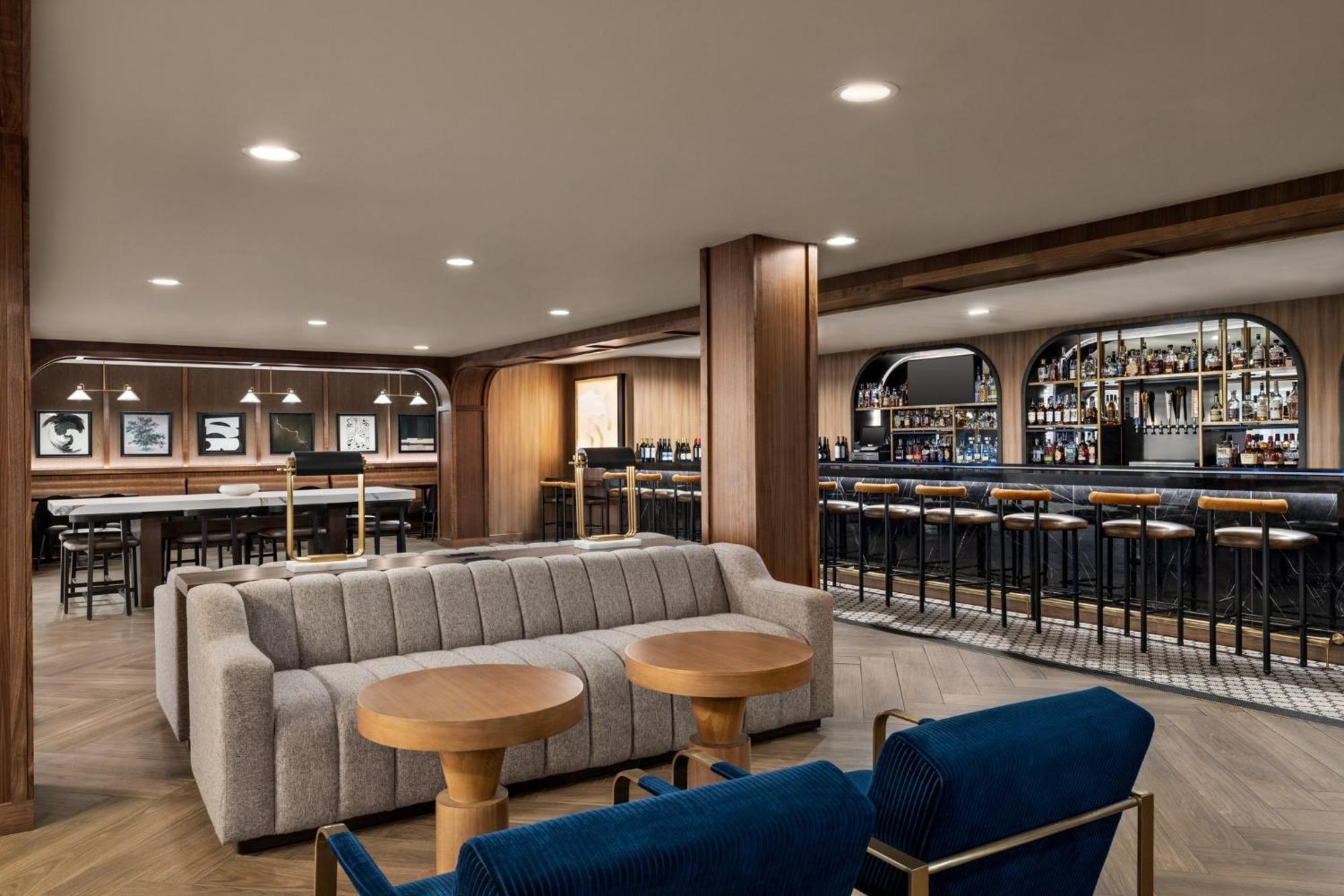 Crowne Plaza Louisville Airport Expo Ctr By Ihg Eksteriør bilde