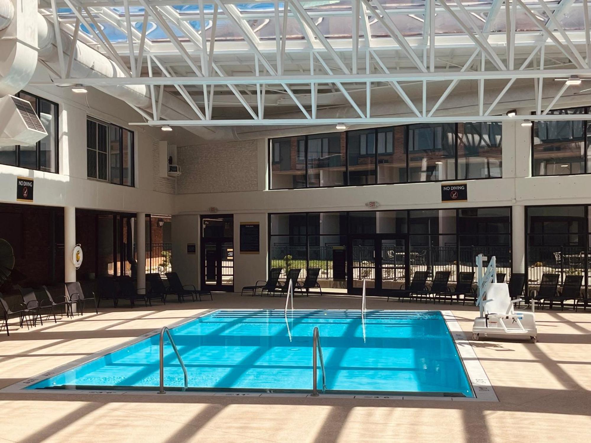 Crowne Plaza Louisville Airport Expo Ctr By Ihg Eksteriør bilde